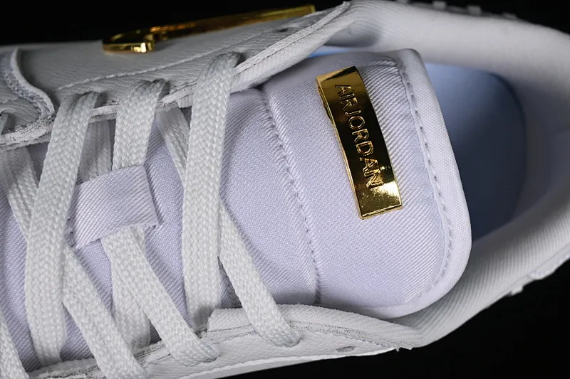 All categories Air Jordan Jordan series basketball shoes Air Jordan 1 Low Air Jordan 1 Low "Method of Make" AJ1 Joe 1 white gold low-top cultural and leisure sports shoes FN5032-100